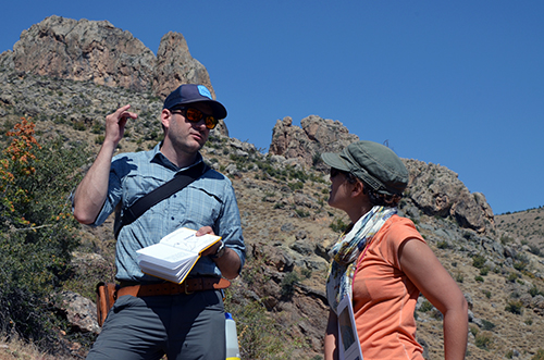 Derya and Pete, discussing the Ulukisla basin