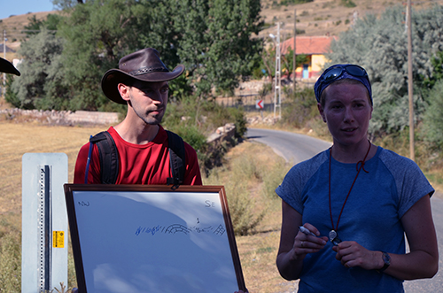 Kalijn, teaching the group