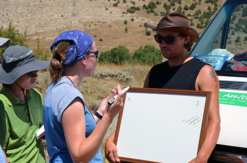 Kalijn, drawing her section through the Pinarbasi ophiolite